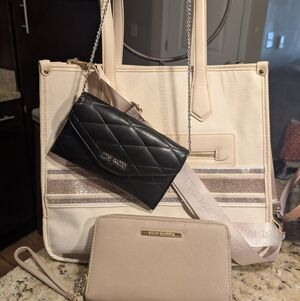 Steve Madden Lot Cream/Tan Tote Wallet/Wristlet. Black Chained Wallet Crossbody